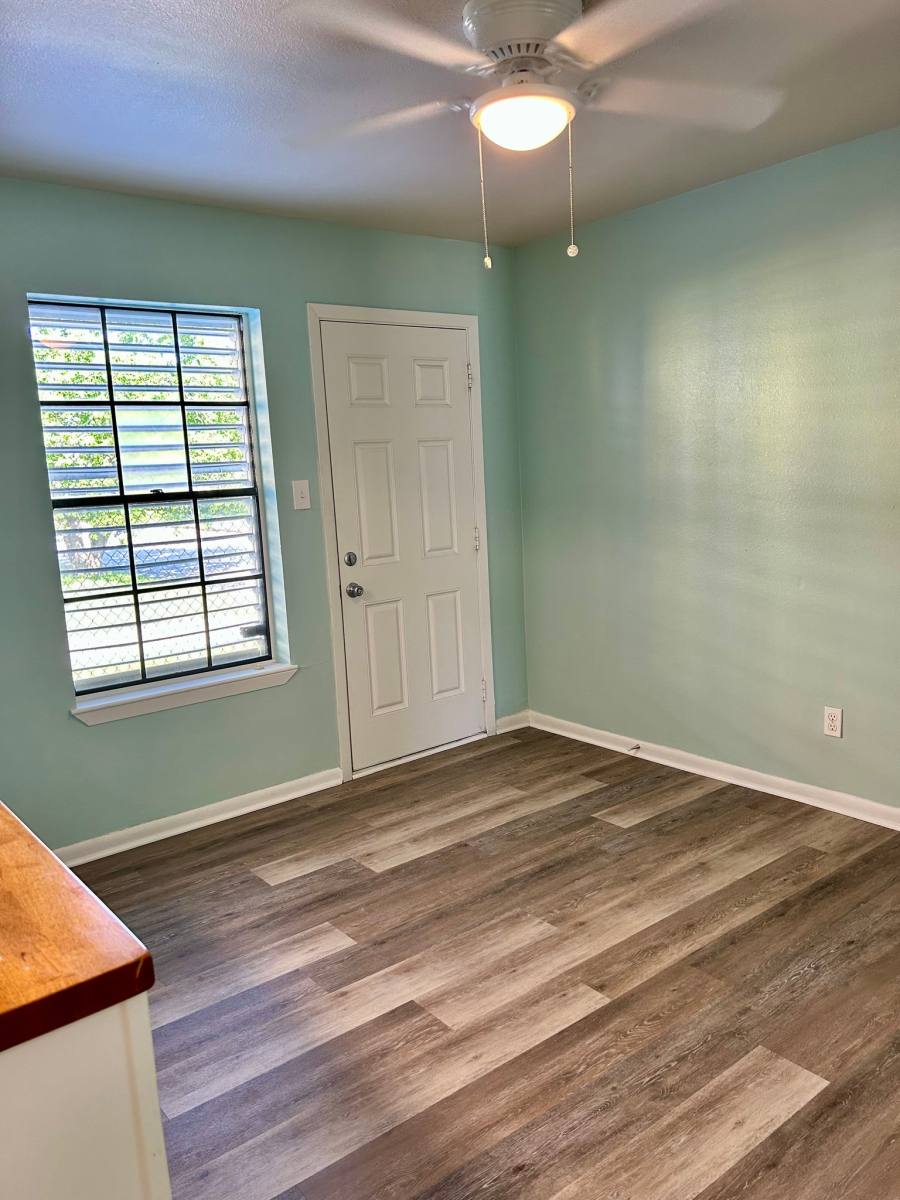 Apartment for rent at 711 7th St #5, Galveston, TX 77550