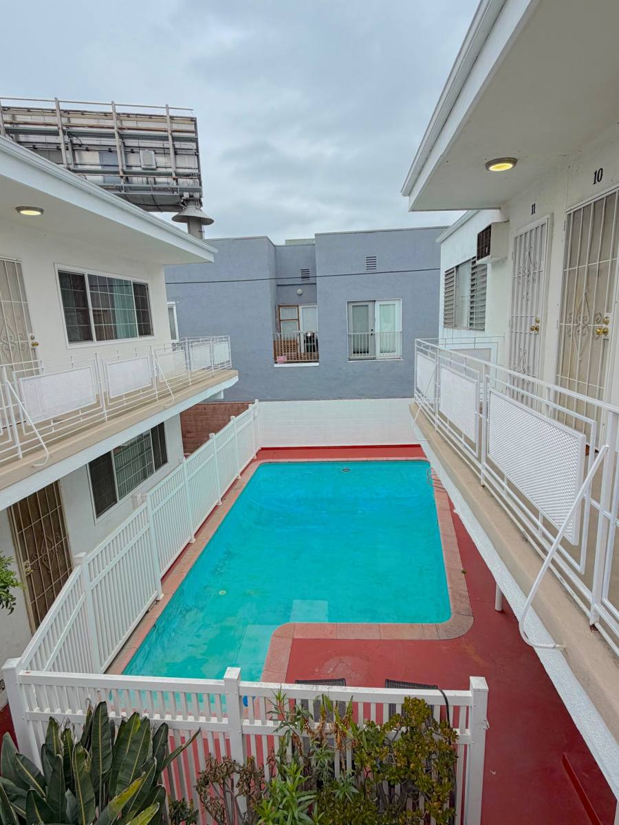Apartment for rent at 707 N Genesee Ave #7, Los Angeles, CA 90046