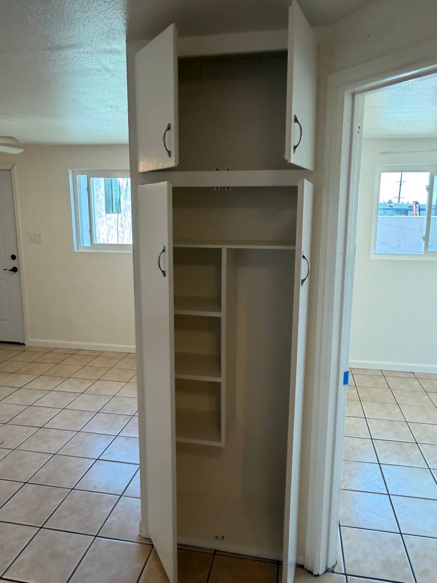Apartment for rent at 12940 S Prairie Ave #C, Hawthorne, CA 90250