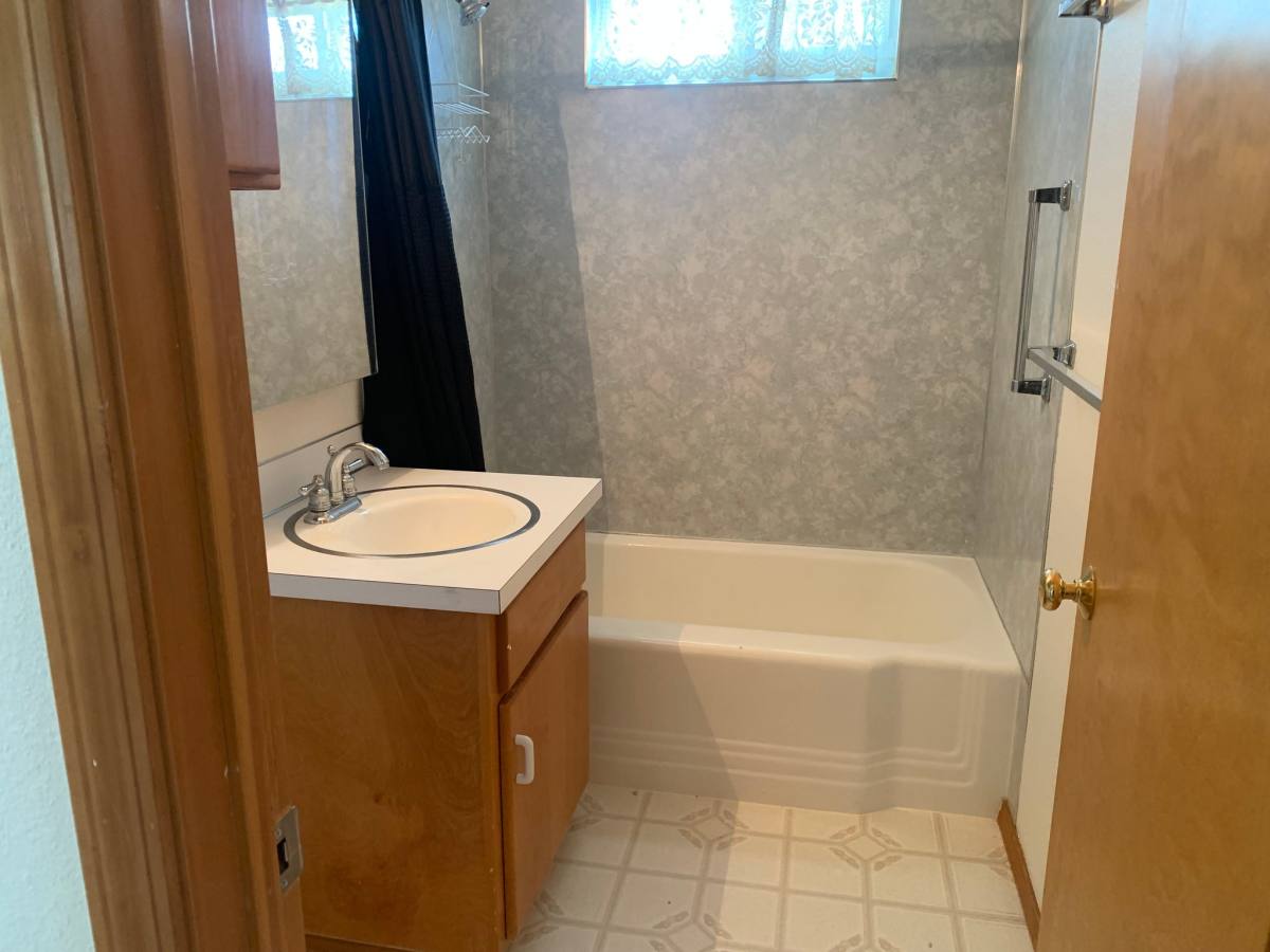 House for rent at 902 Birch Ave, Richland, WA 99352