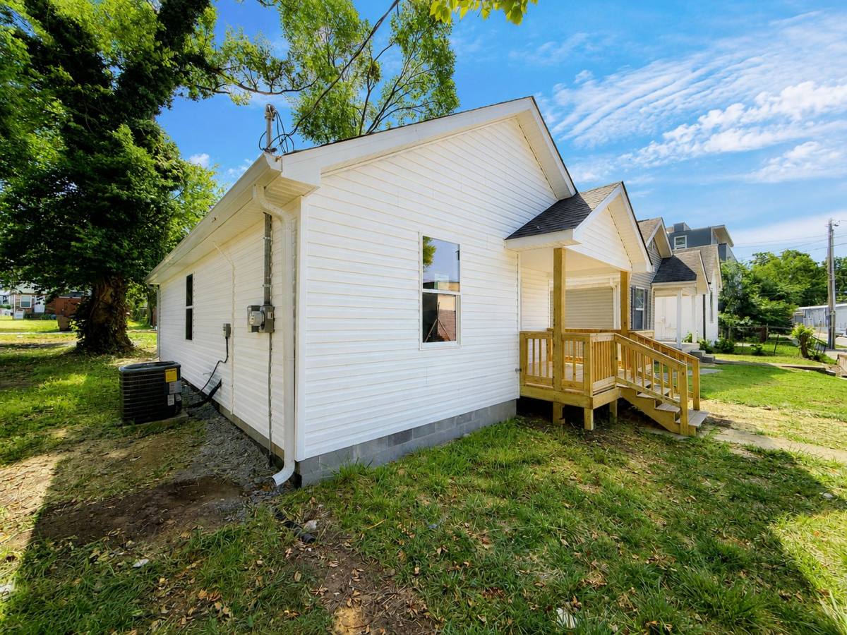 House for rent at 1808 Cephas St, Nashville, TN 37208