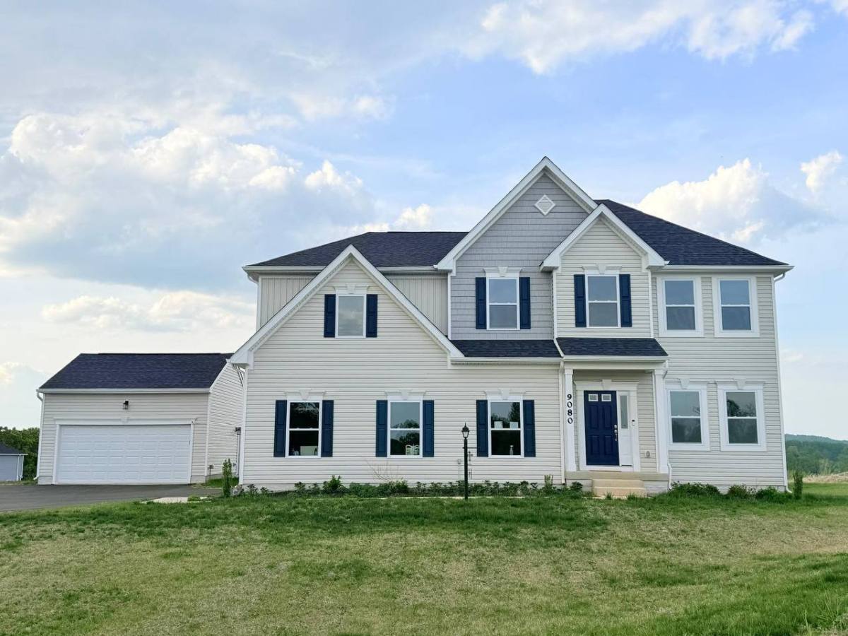 House for rent at 9080 Piney Mountain Rd, Warrenton, VA 20186