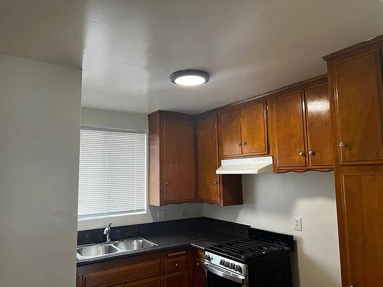 Apartment for rent at 18350 Napa St #27, Northridge, CA 91325