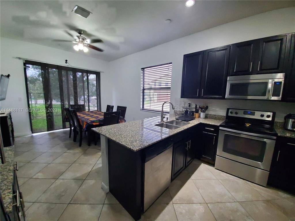 House for rent at 9194 SW 36th St, Hollywood, FL 33025
