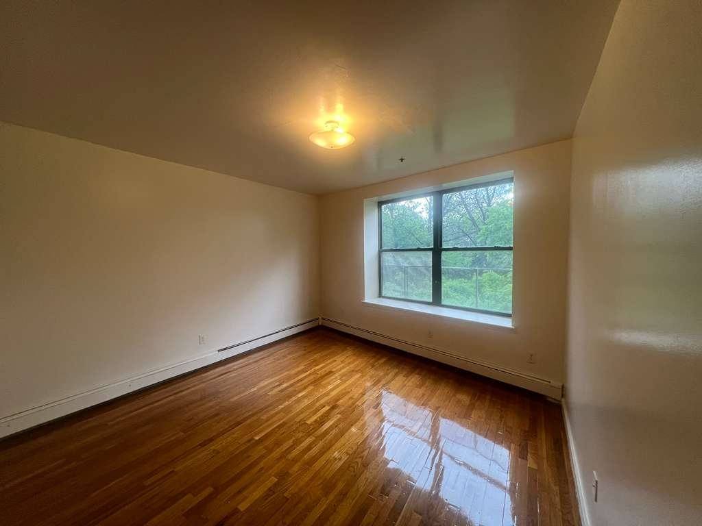 Apartment for rent at 3 Mapes Ave #3D, Newark, NJ 07112