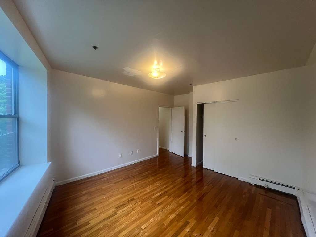 Apartment for rent at 3 Mapes Ave #3D, Newark, NJ 07112