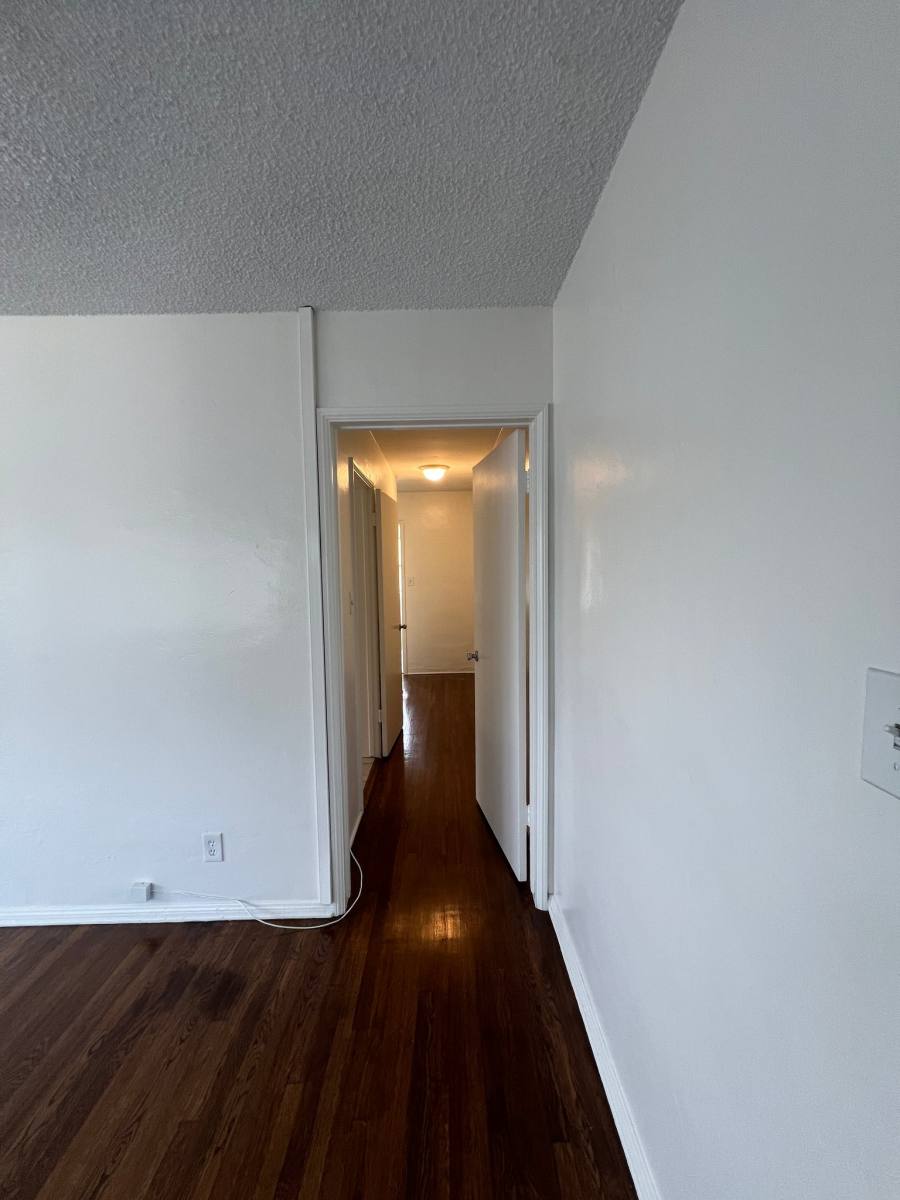 Apartment for rent at 722 E Carson St #4, Long Beach, CA 90807