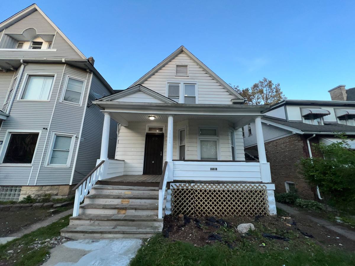 House for rent at 12015 S Stewart Ave, Chicago, IL 60628