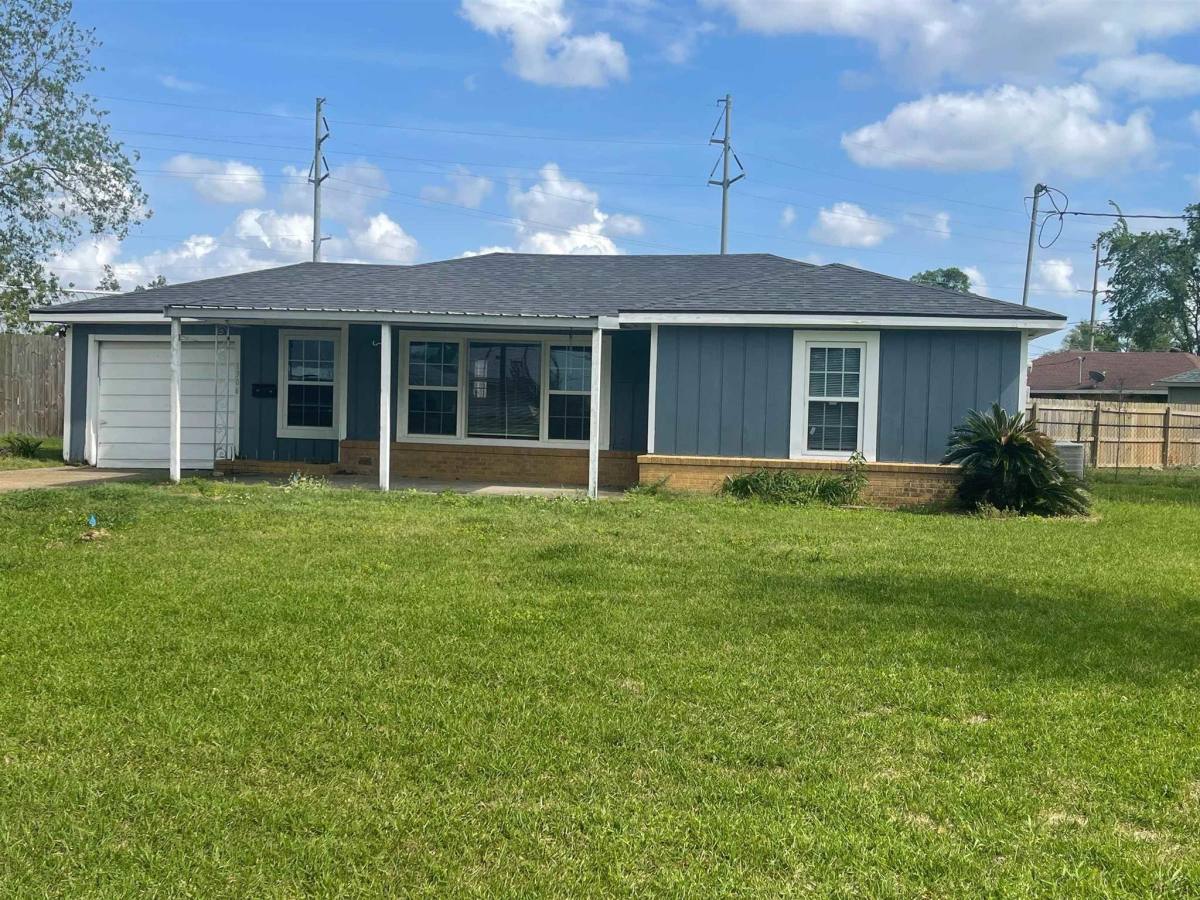 House for rent at 1306 Continental Blvd, Westlake, LA 70669
