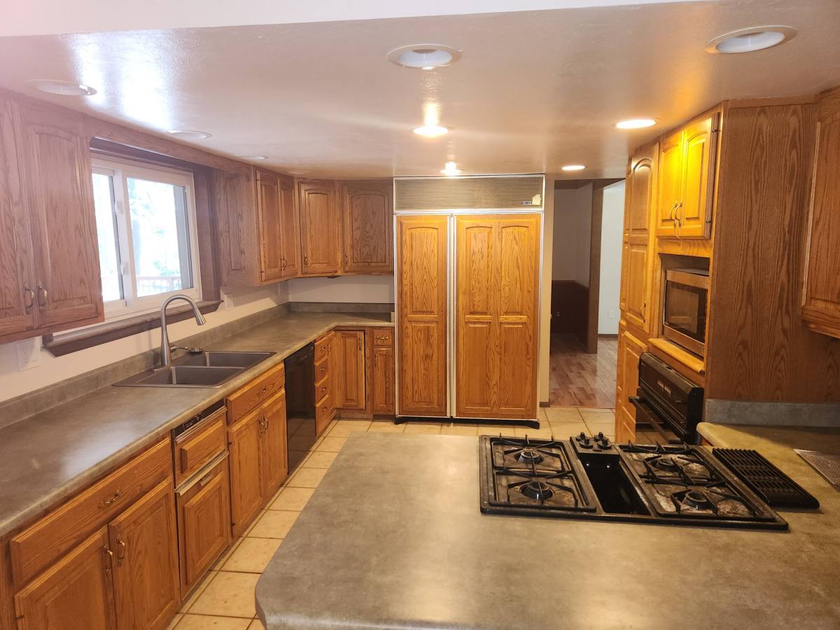 House for rent at 19295 Rim of The World Dr, Monument, CO 80132