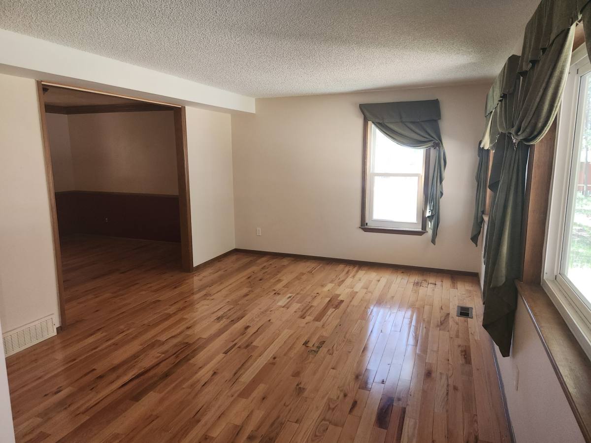 House for rent at 19295 Rim of The World Dr, Monument, CO 80132
