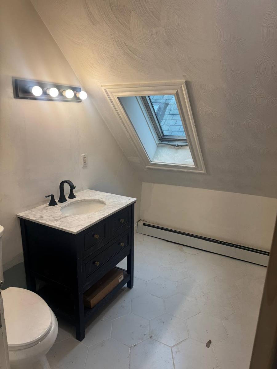 Apartment for rent at 140 S Common St #3, Lynn, MA 01902