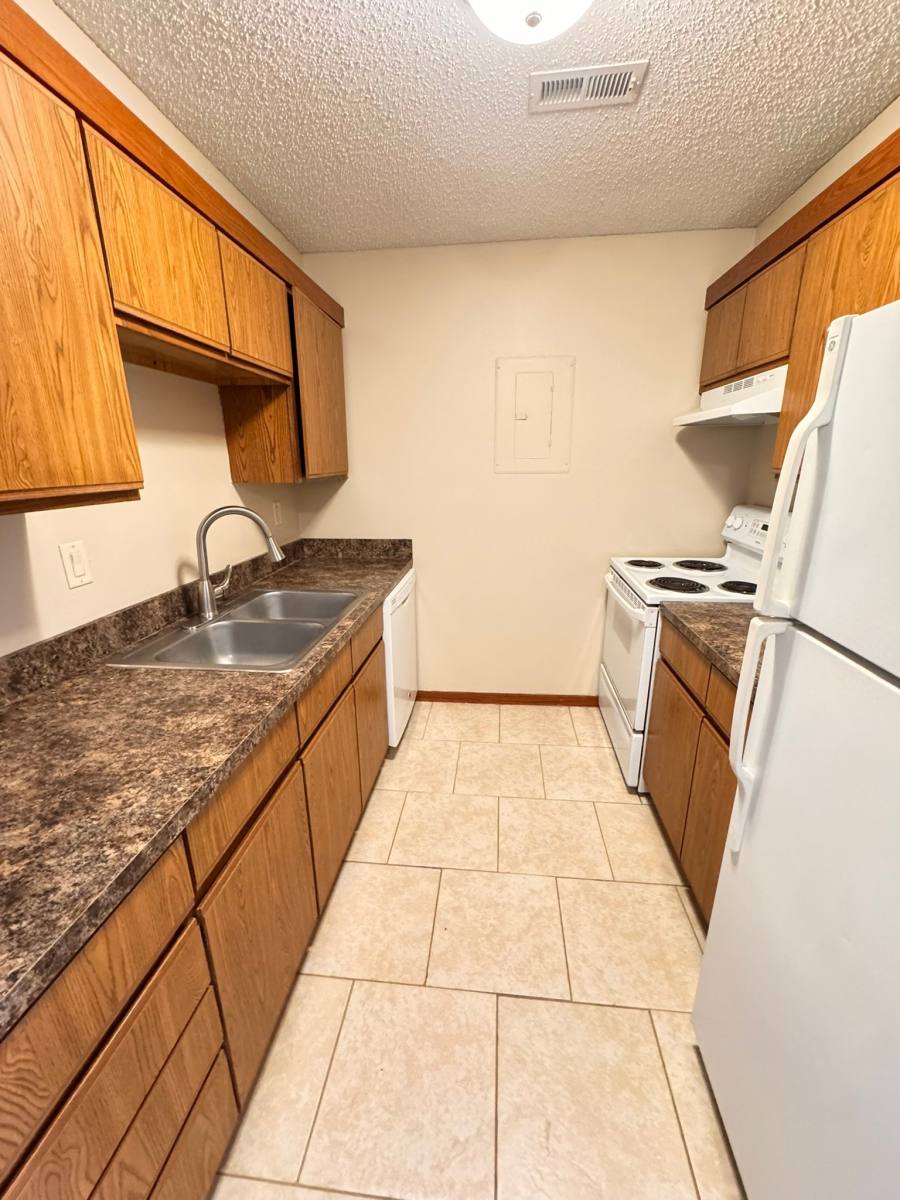 Apartment for rent at 5010 Emerald Dr #22, Lincoln, NE 68516