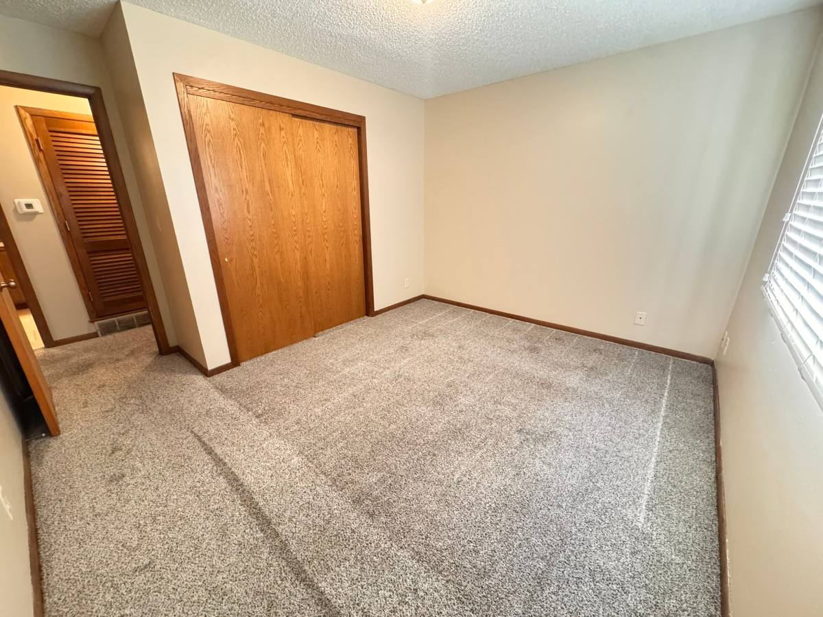 Apartment for rent at 5010 Emerald Dr #22, Lincoln, NE 68516