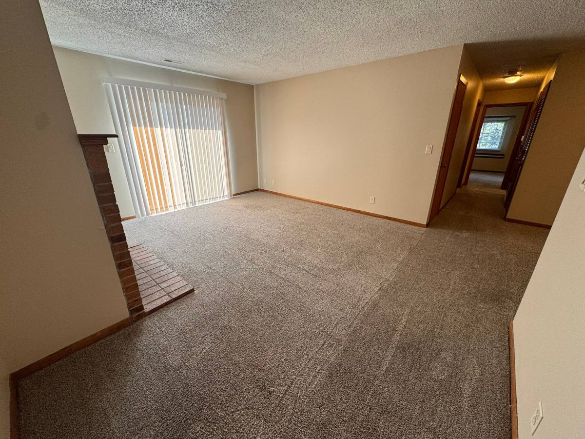 Apartment for rent at 5010 Emerald Dr #22, Lincoln, NE 68516