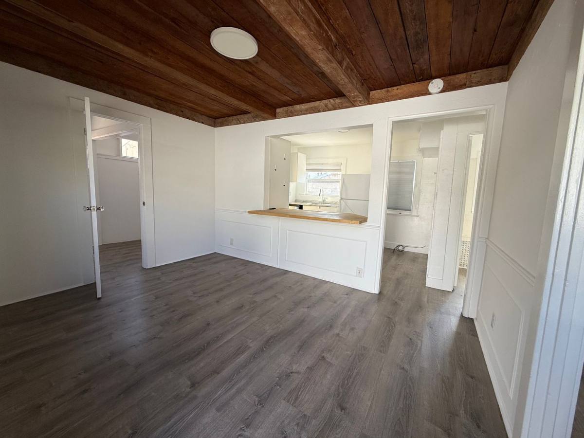 Apartment for rent at 6028 Eleanor Ave, Los Angeles, CA 90038