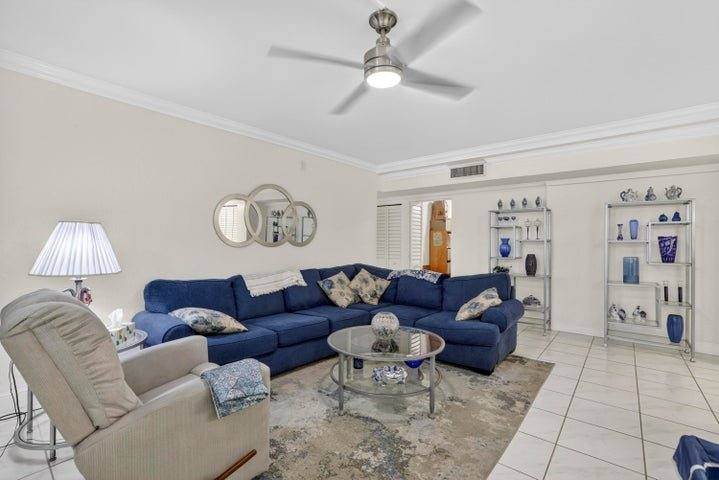 Condo for rent at 6328 W Longboat Lane #101, Boca Raton, FL 33433
