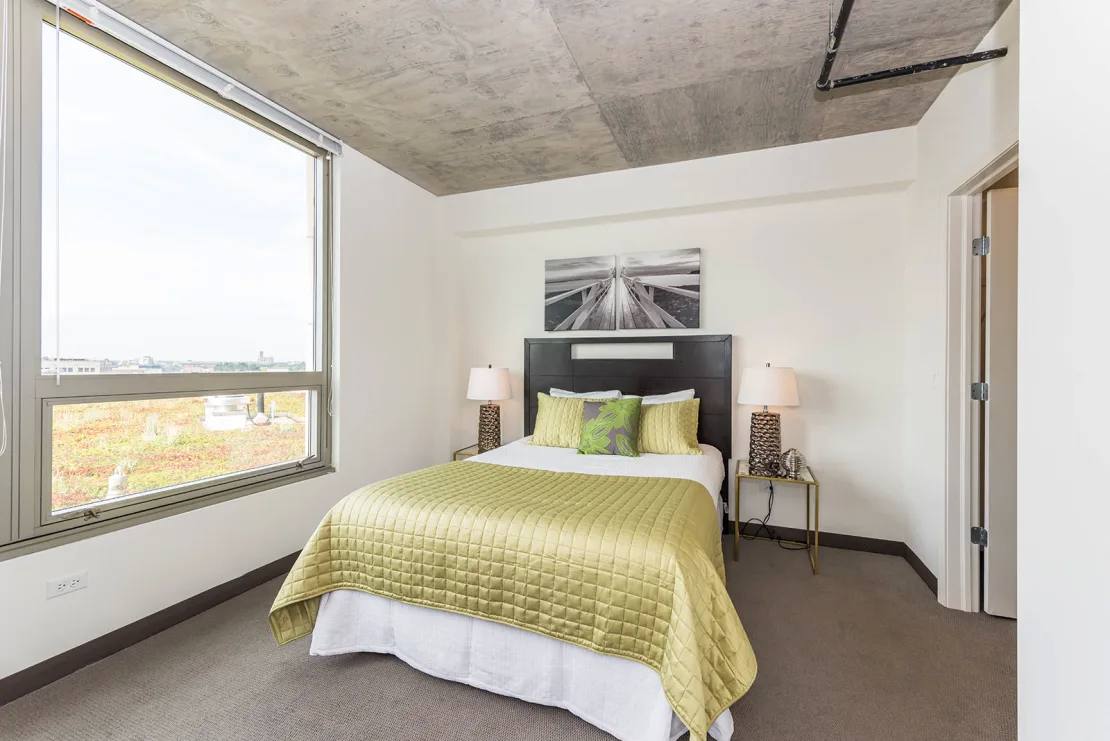 Apartment for rent at 3218 N Clark St, Chicago, IL 60657
