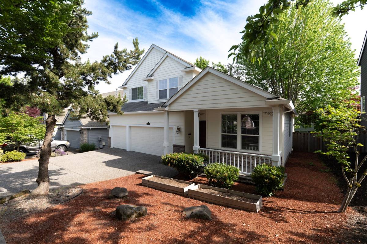 House for rent at 16130 SW Loon Dr, Beaverton, OR 97008