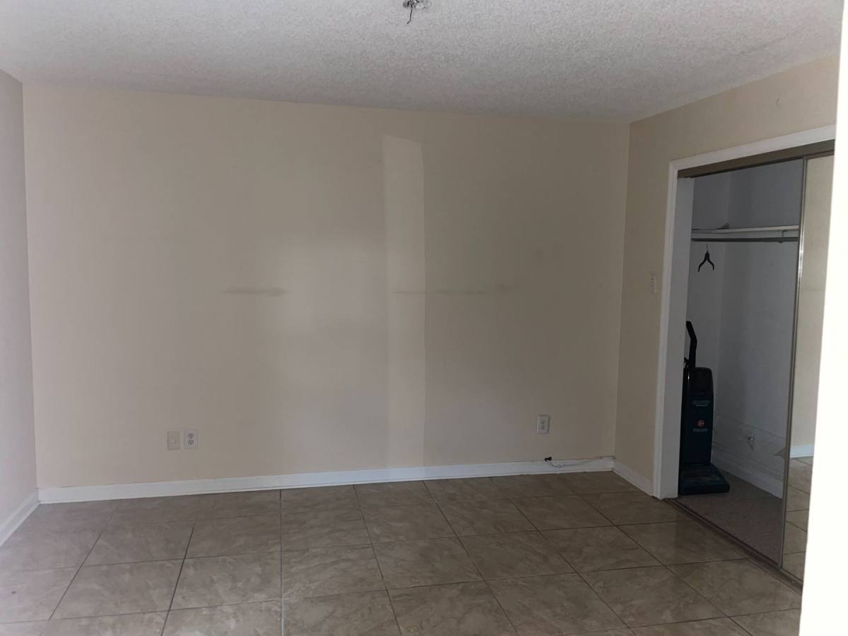 Apartment for rent at 310 Forrest Ave, Gainesville, GA 30501