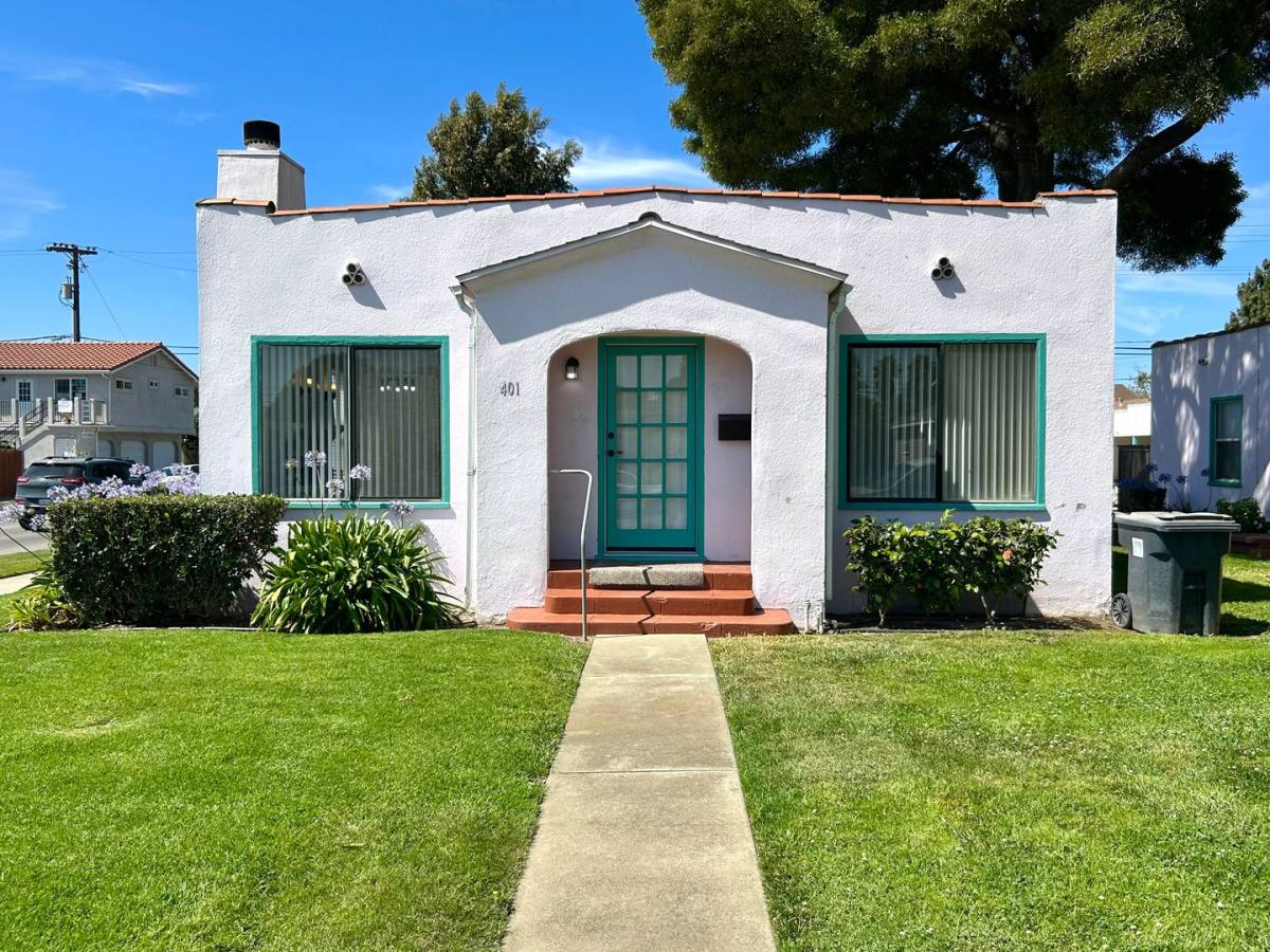 Apartment for rent at 304-308 N Miller 401-407 E Mill, Santa Maria, CA 93454
