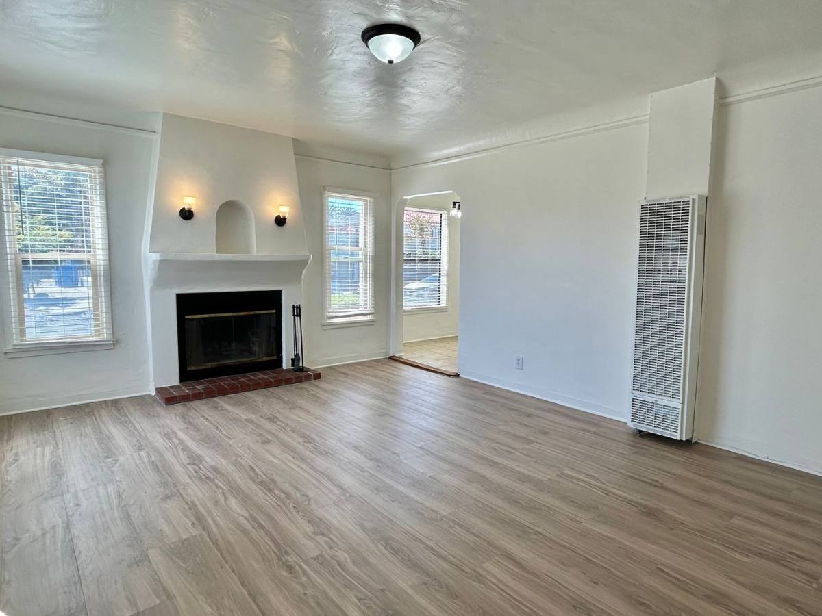 Apartment for rent at 304-308 N Miller 401-407 E Mill, Santa Maria, CA 93454