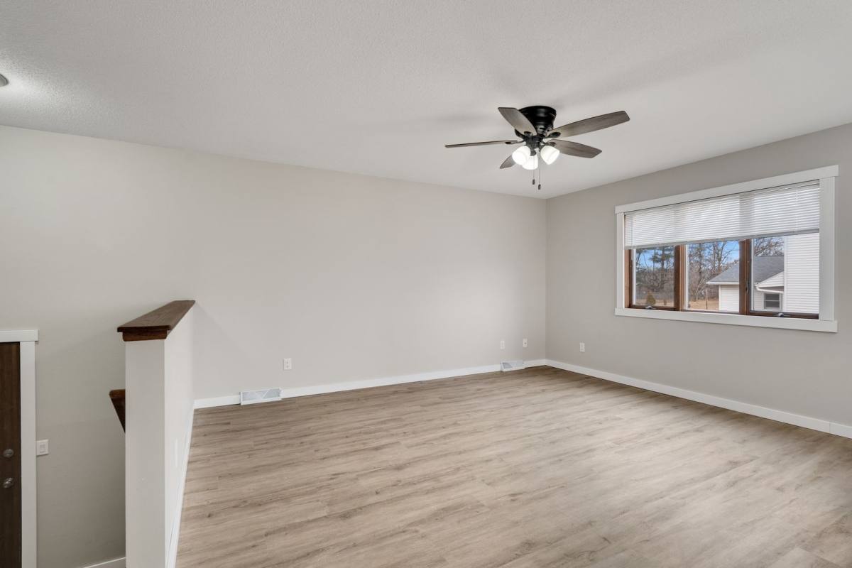 Apartment for rent at 705-707 Cardinal Ave, Rockland, WI 54653