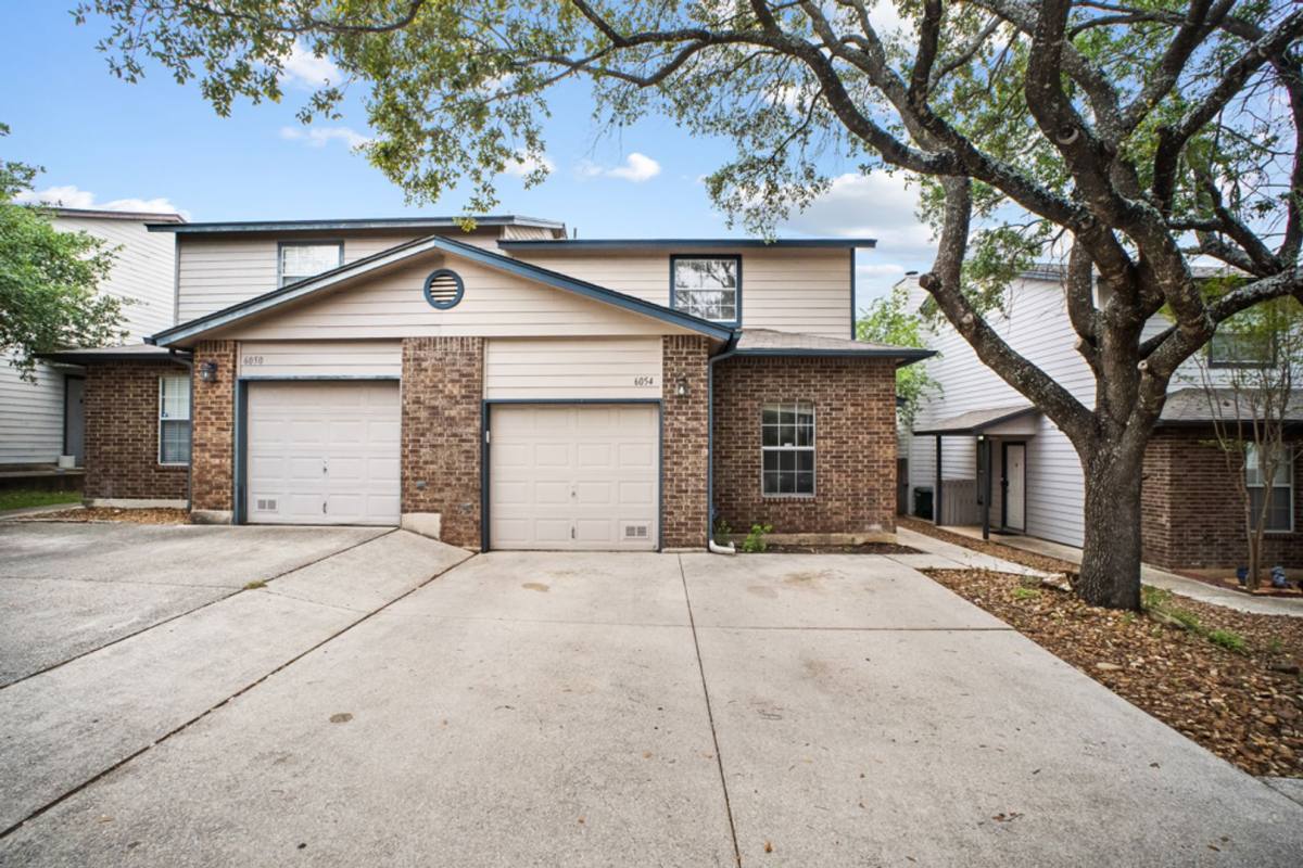Townhouse for rent at 6054 Bantry Bay, San Antonio, TX 78240