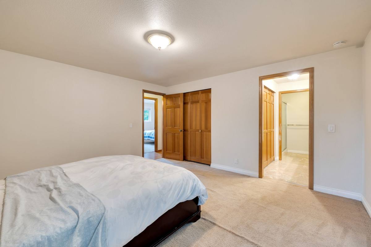 House for rent at 1534 5th Place, Kirkland, WA 98033