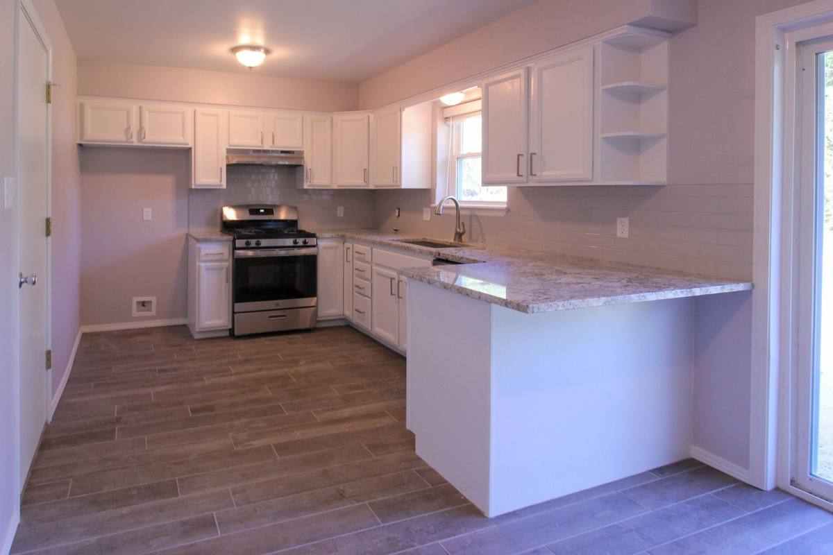 House for rent at 13743 S Fern St, Glenpool, OK 74033