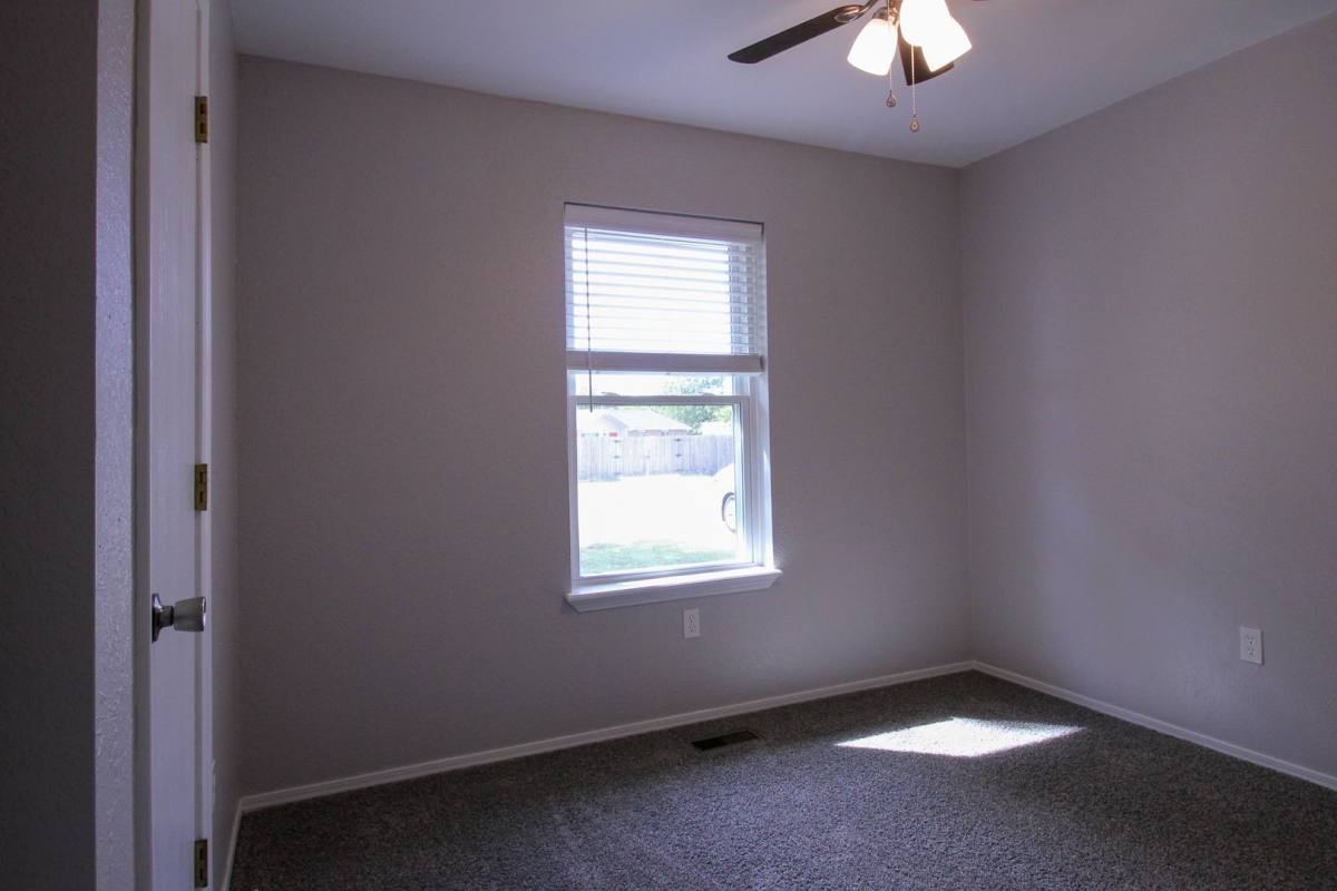 House for rent at 13743 S Fern St, Glenpool, OK 74033