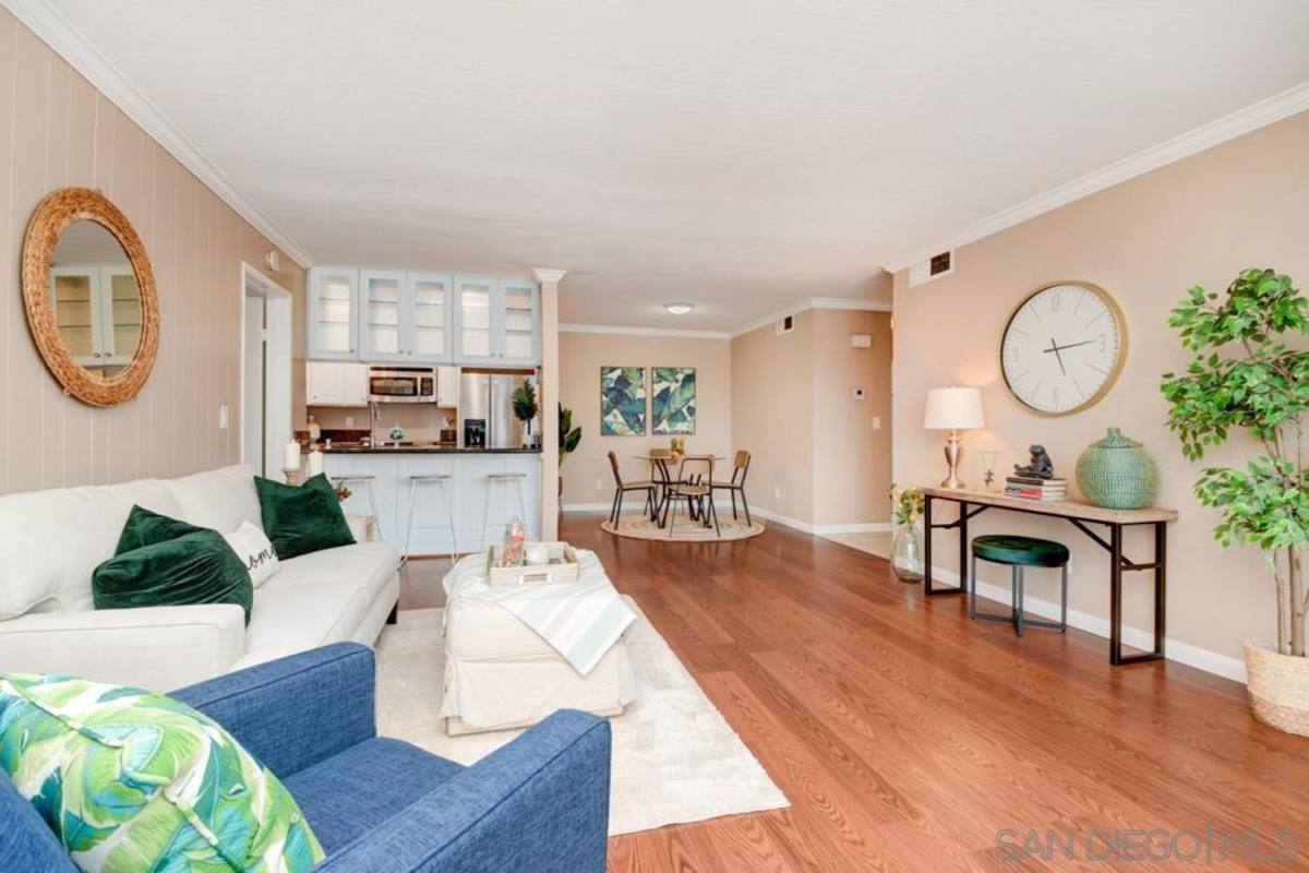 Condo for rent at 5710 Baltimore Dr, La Mesa, CA 91942