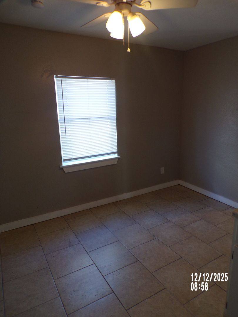 House for rent at 804 SW Park Ave, Lawton, OK 73501