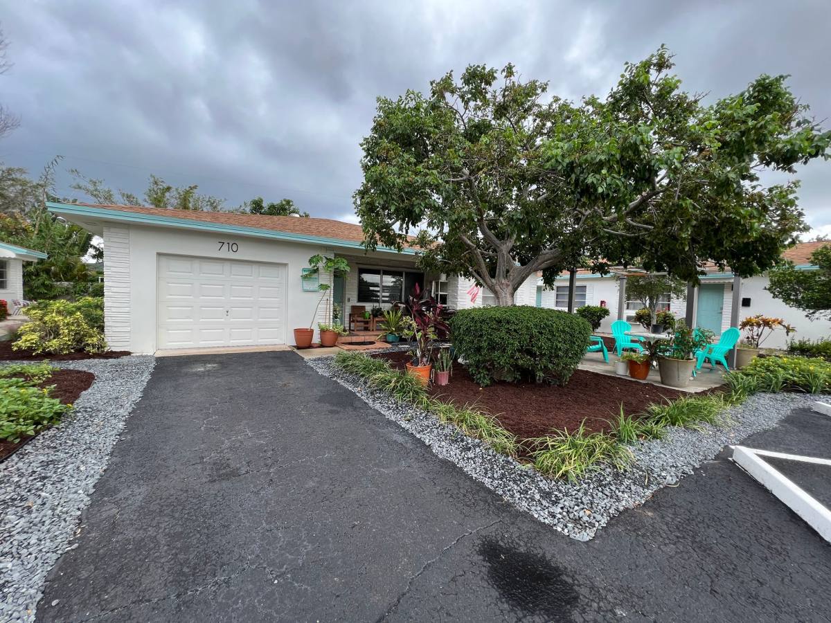Apartment for rent at 710 S Federal Highway 6, Lake Worth Beach, FL 33460