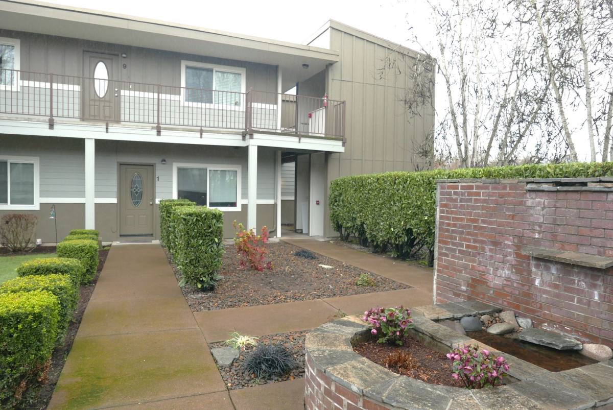 Apartment for rent at 984 NW Circle Blvd, Corvallis, OR 97330