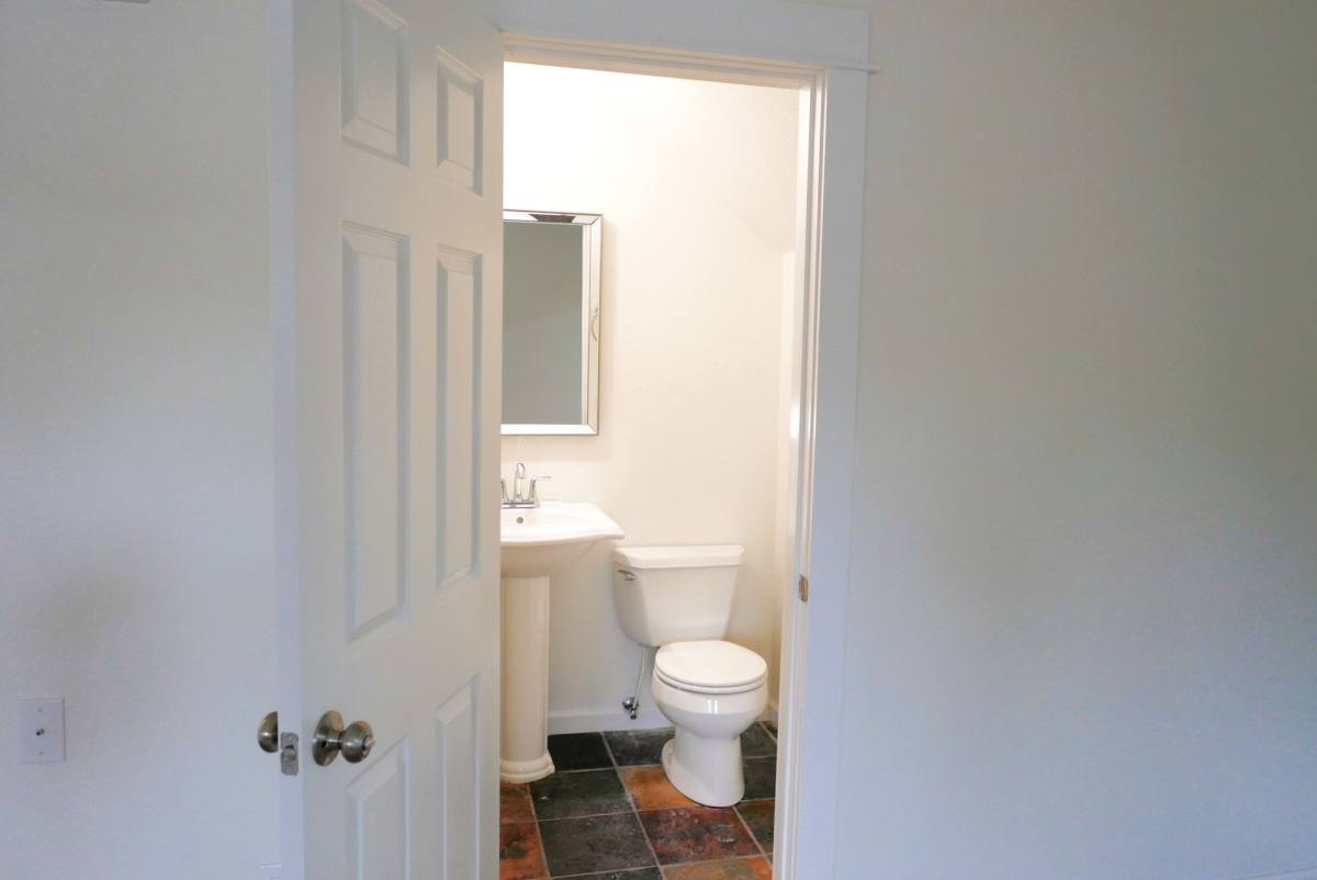 Apartment for rent at 984 NW Circle Blvd, Corvallis, OR 97330