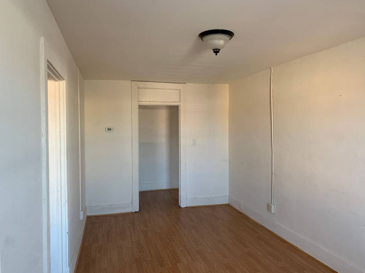 Apartment for rent at 823 Main St, Altavista, VA 24517