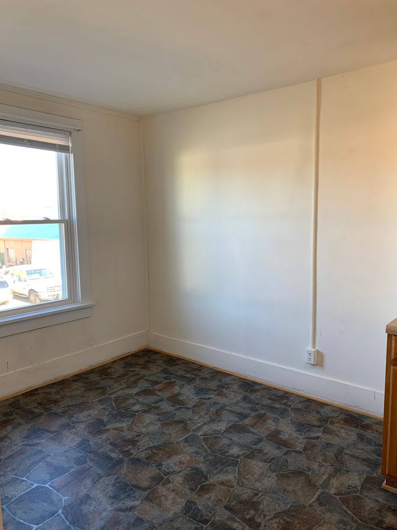 Apartment for rent at 823 Main St, Altavista, VA 24517