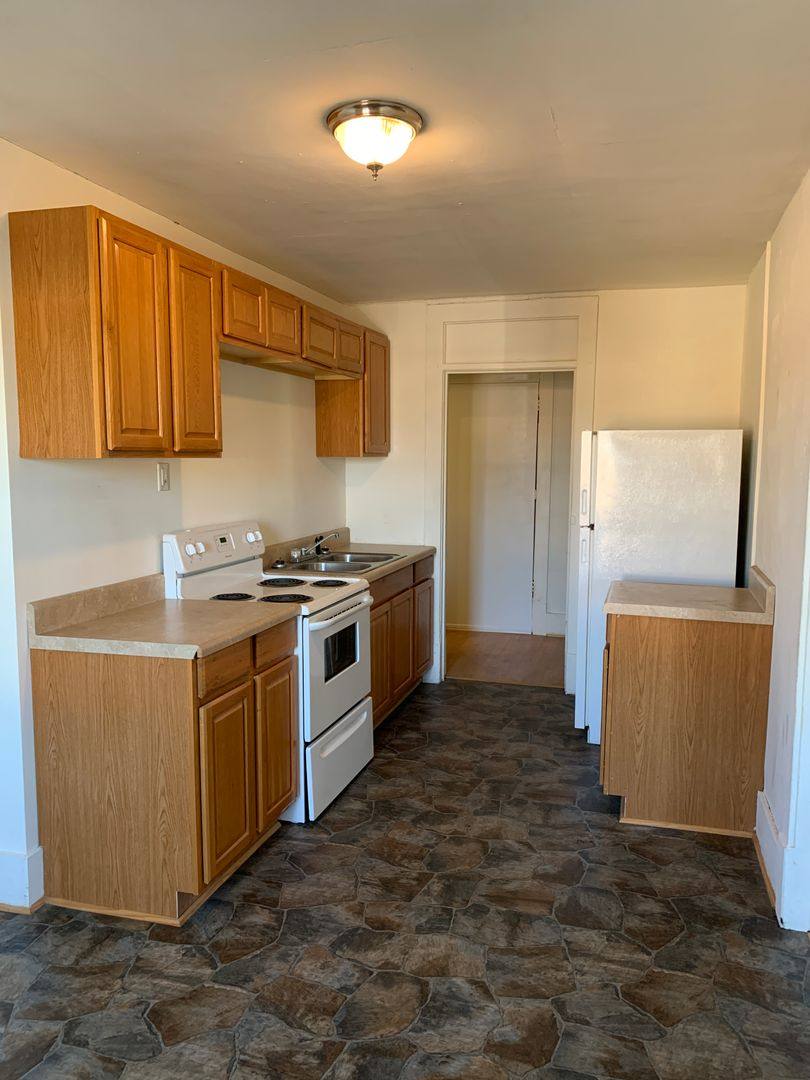 Apartment for rent at 823 Main St, Altavista, VA 24517