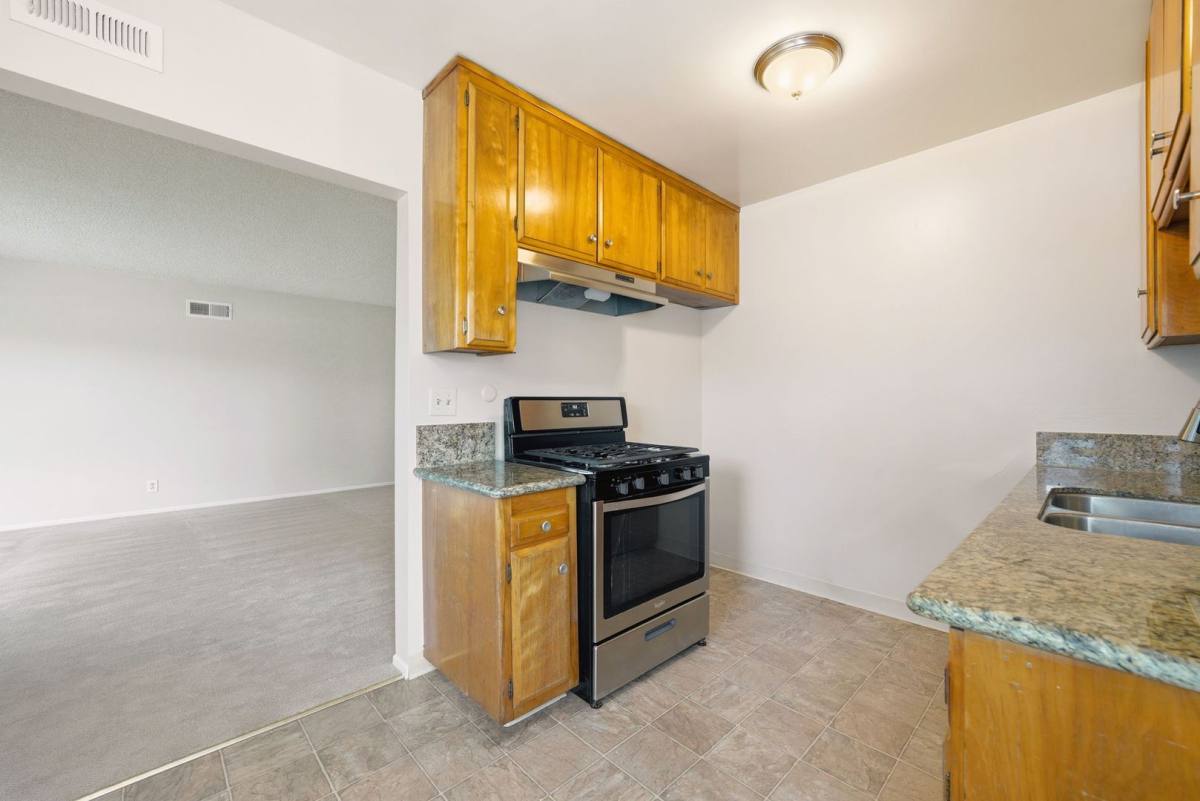 Apartment for rent at 1332 E Wilshire Ave, Fullerton, CA 92831