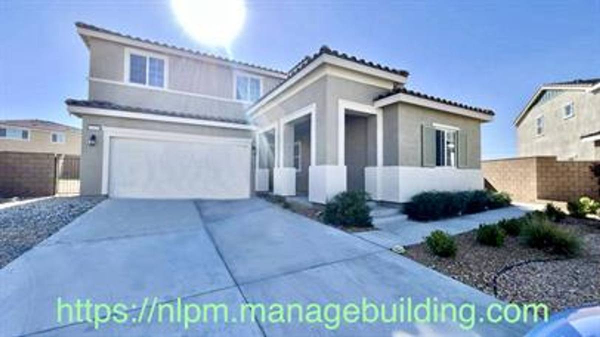 Apartment for rent at 13328 Hyacinth Court, Victorville, CA 92392