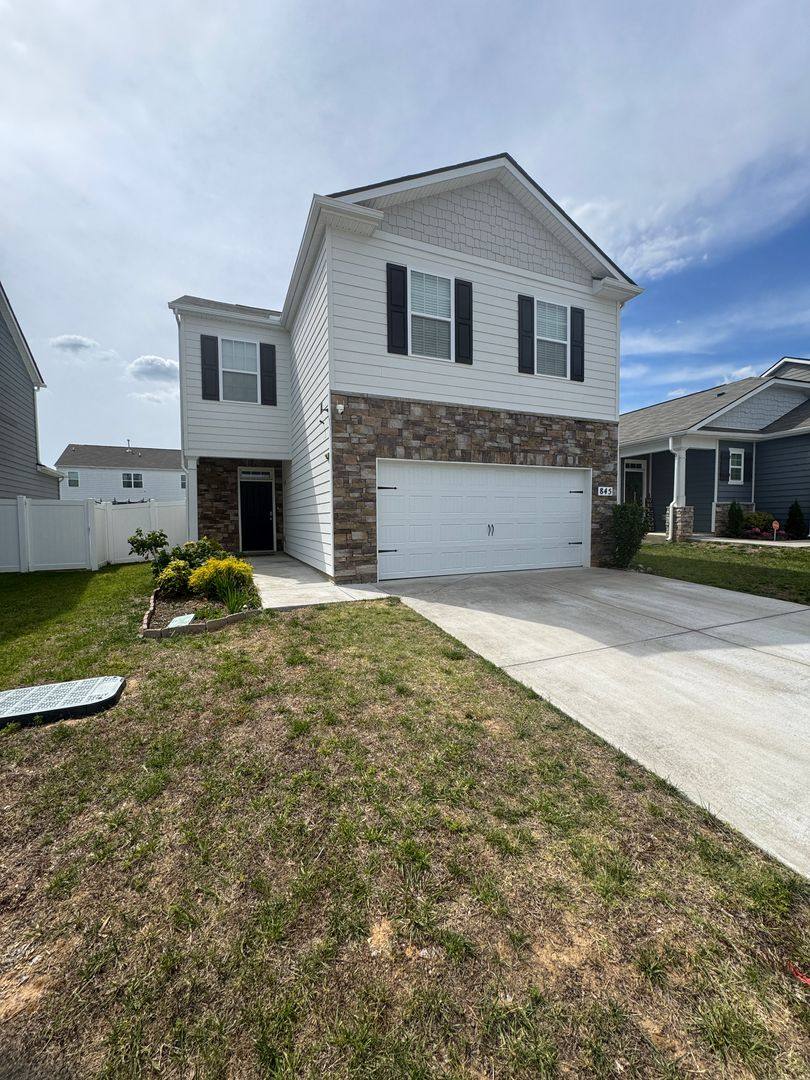House for rent at 845 Long Leaf Rd, Lebanon, TN 37087