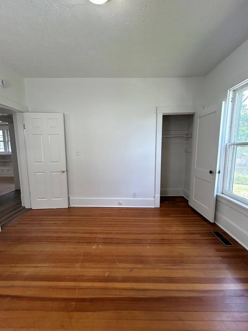 House for rent at 1944 S 11th St, Omaha, NE 68108