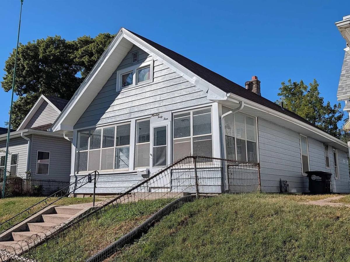 House for rent at 1944 S 11th St, Omaha, NE 68108