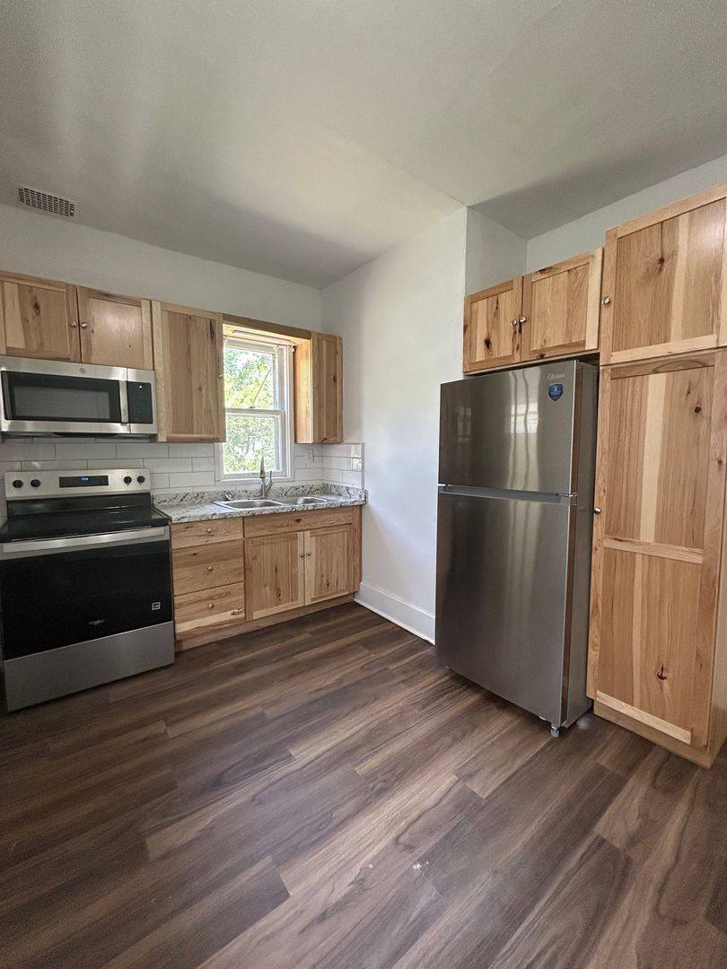 House for rent at 1944 S 11th St, Omaha, NE 68108