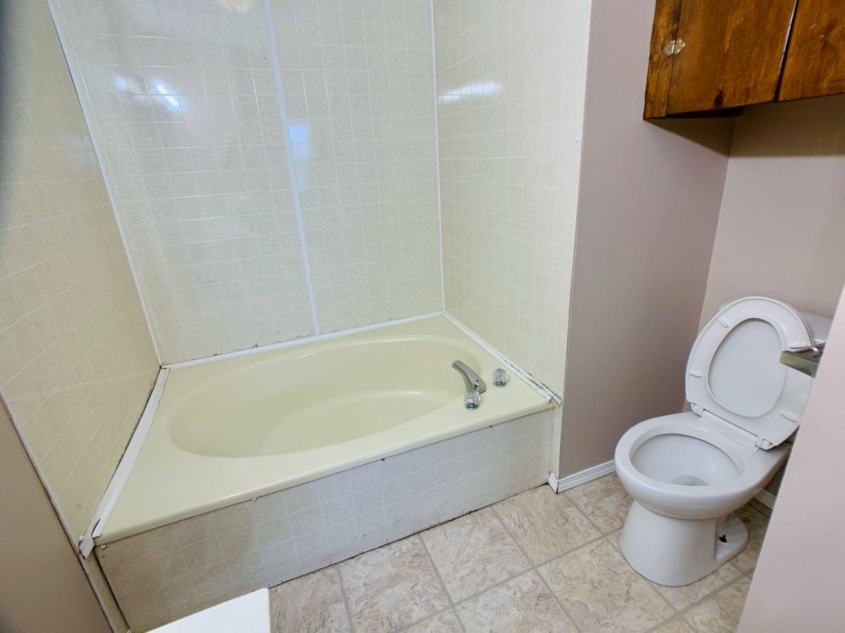 House for rent at 717 S 13th, Dodge City, KS 67801