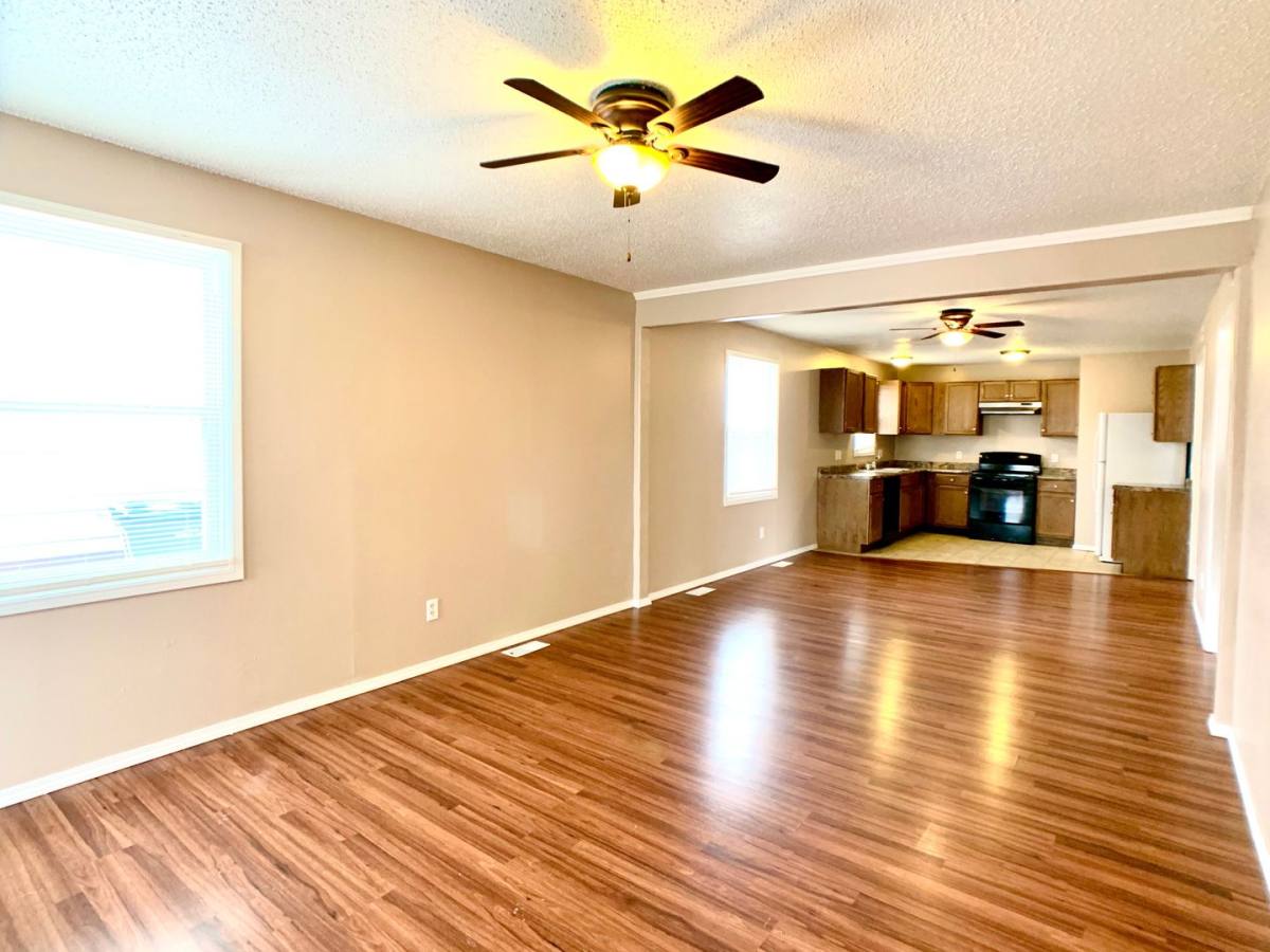 House for rent at 717 S 13th, Dodge City, KS 67801