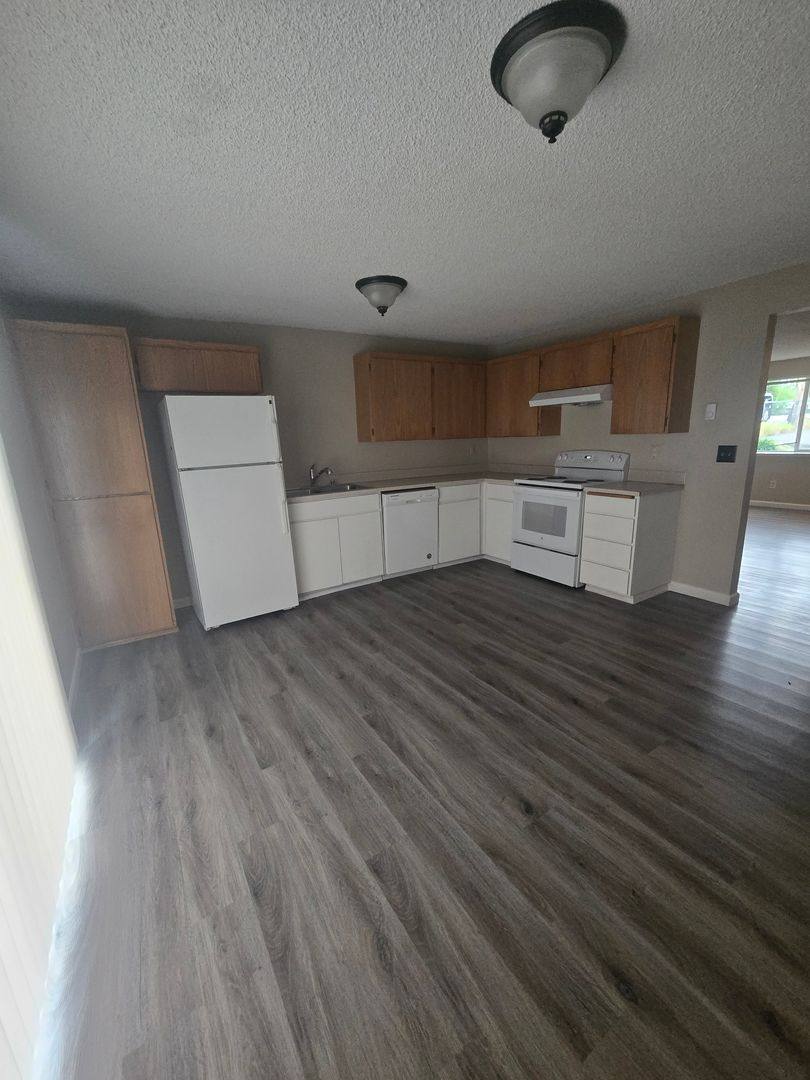 Apartment for rent at 7105 142nd Ave E, Sumner, WA 98390