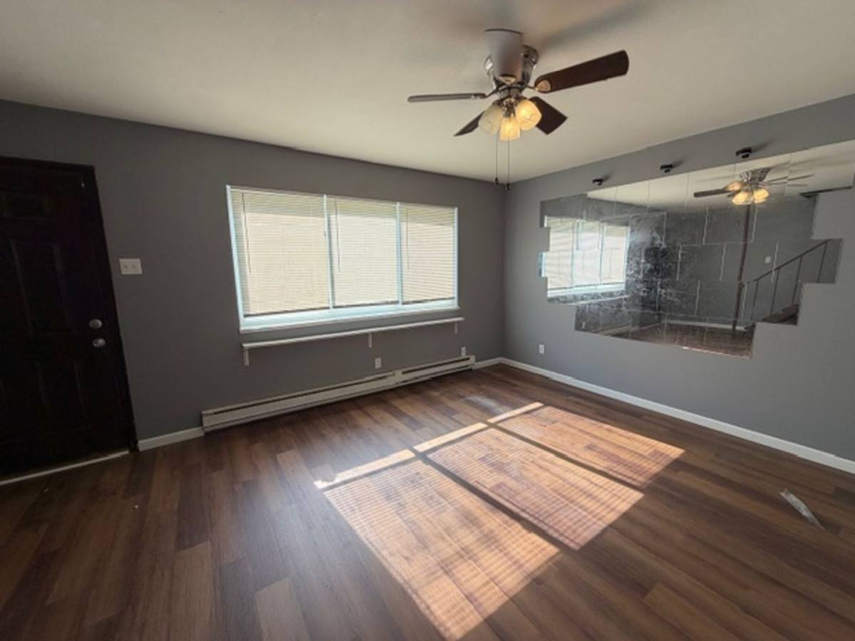 Townhouse for rent at 7326 Hazelcrest Dr, Hazelwood, MO 63042