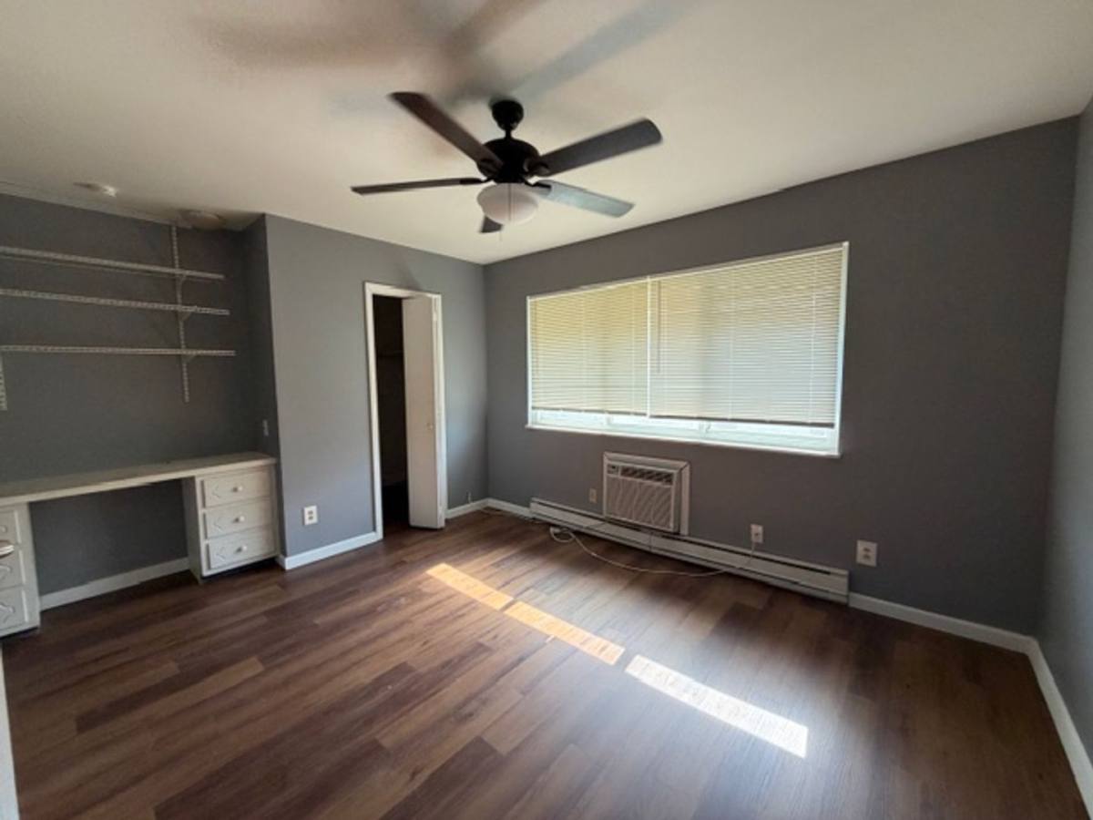 Townhouse for rent at 7326 Hazelcrest Dr, Hazelwood, MO 63042
